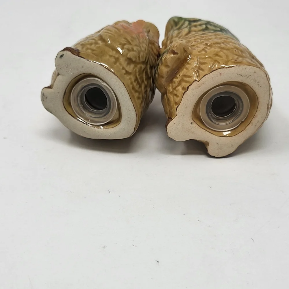 Owl Salt and Pepper Shakers Ceramic Orange‎ Green Fall Autumn